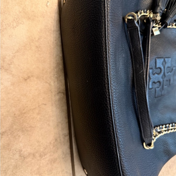 Tory Burch Black Pebbled Leather Shoulder Bag - Picture 3 of 11